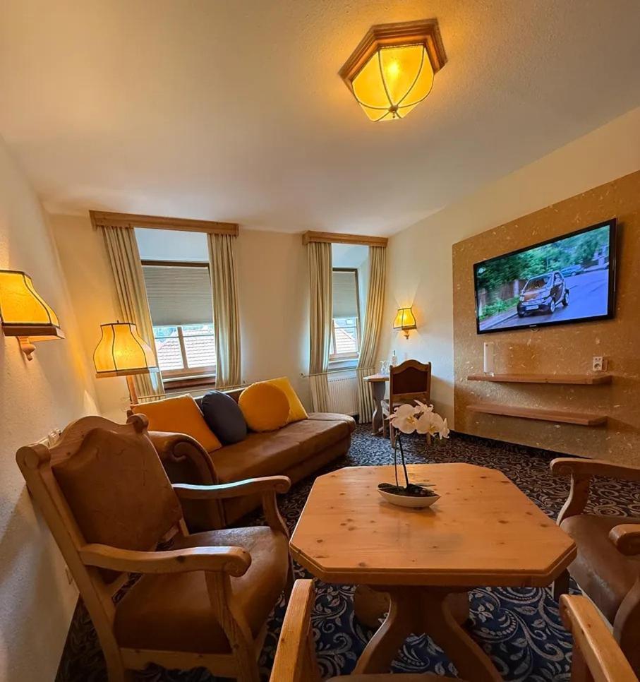 ראנדרסאקר Hotel Loewen מראה חיצוני תמונה
