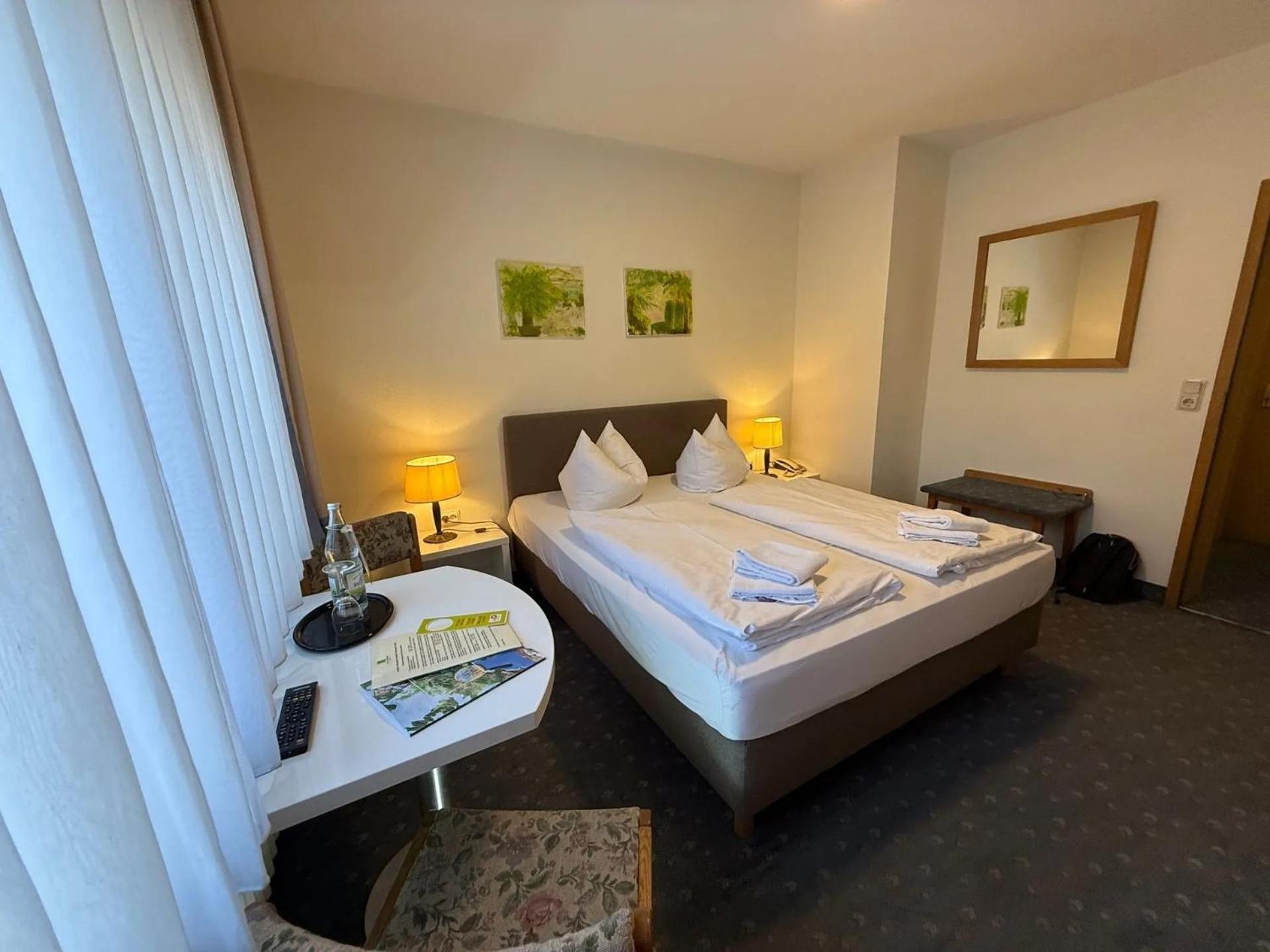 ראנדרסאקר Hotel Loewen מראה חיצוני תמונה